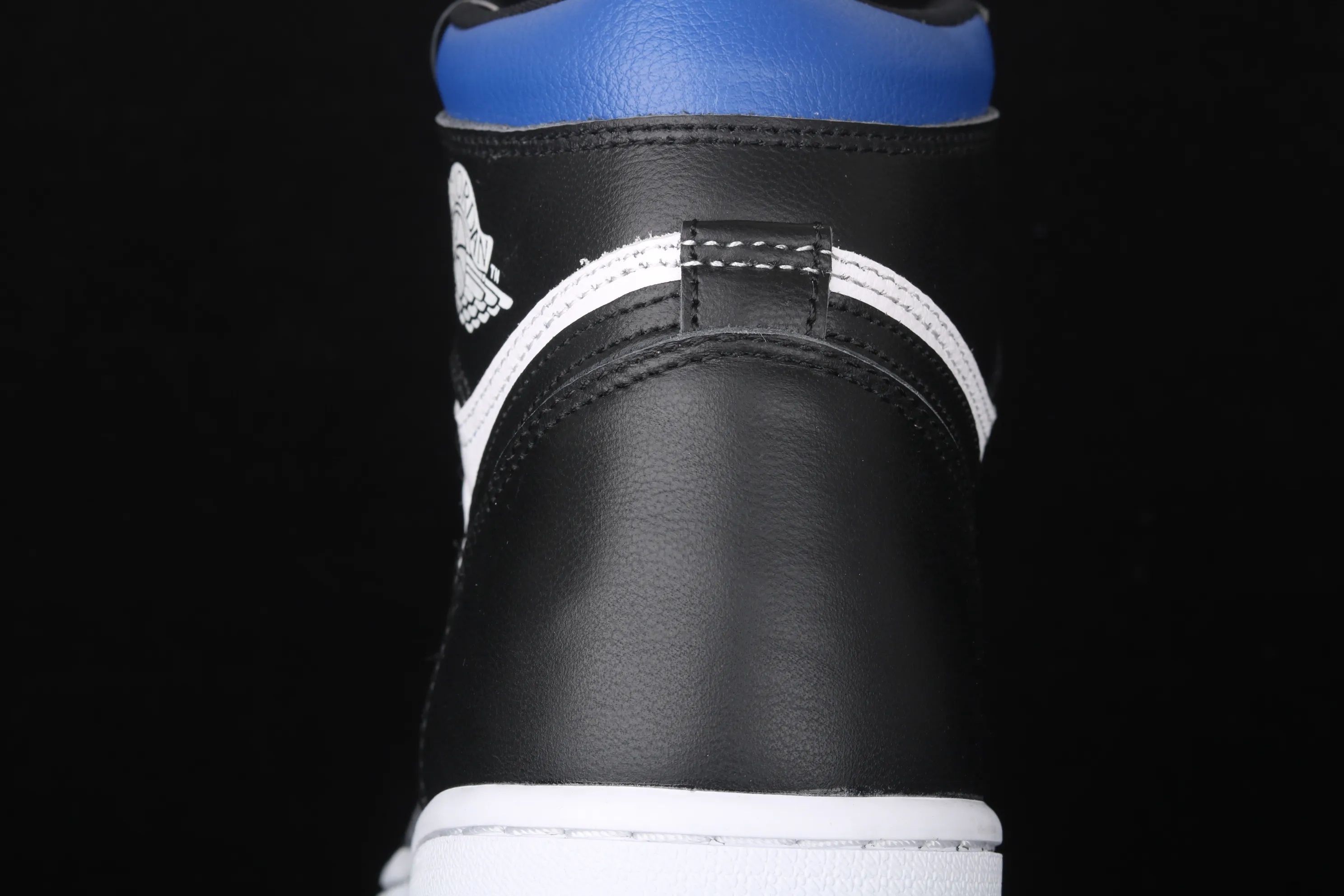 All categories Air Jordan Jordan series basketball shoes Air Jordan 1 High X version Air Jordan 1 Hi 85 AJ1 Joe 1 new black and blue high-top basketball shoes 555088-041